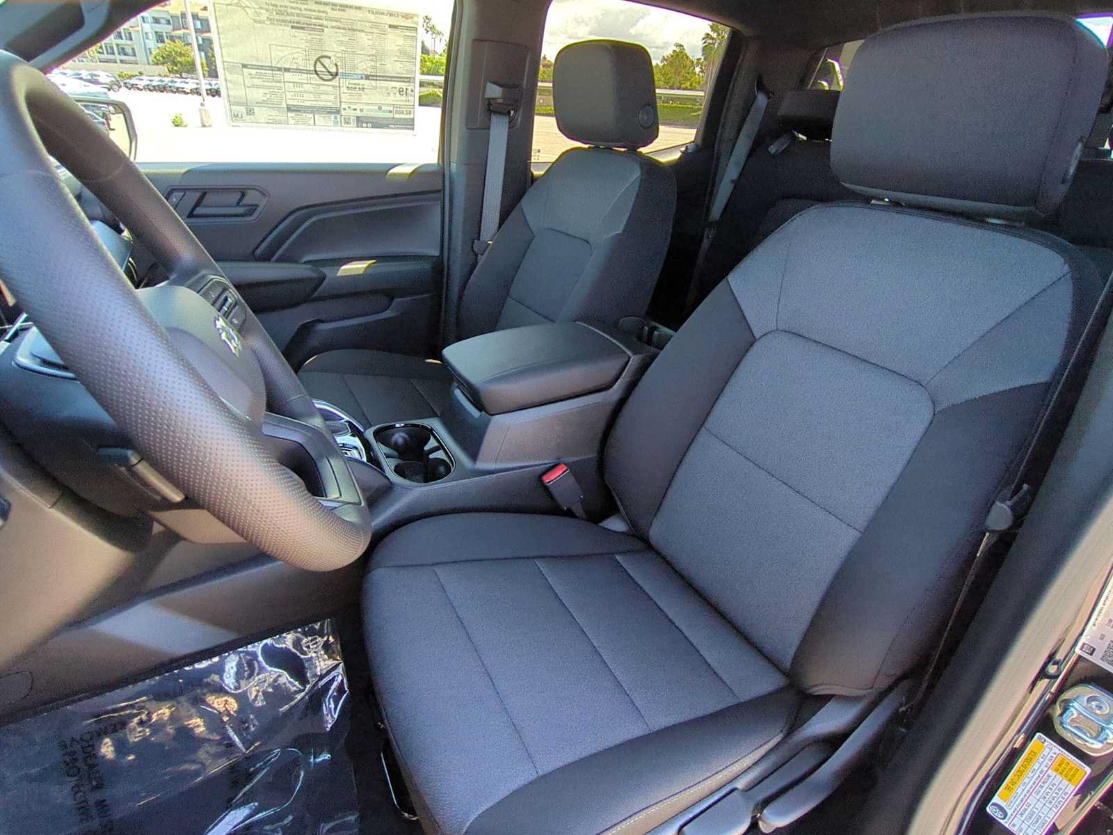 New 2026 Chevrolet Colorado Trail Boss w/ Midnight Edition AWD/4WD image 23