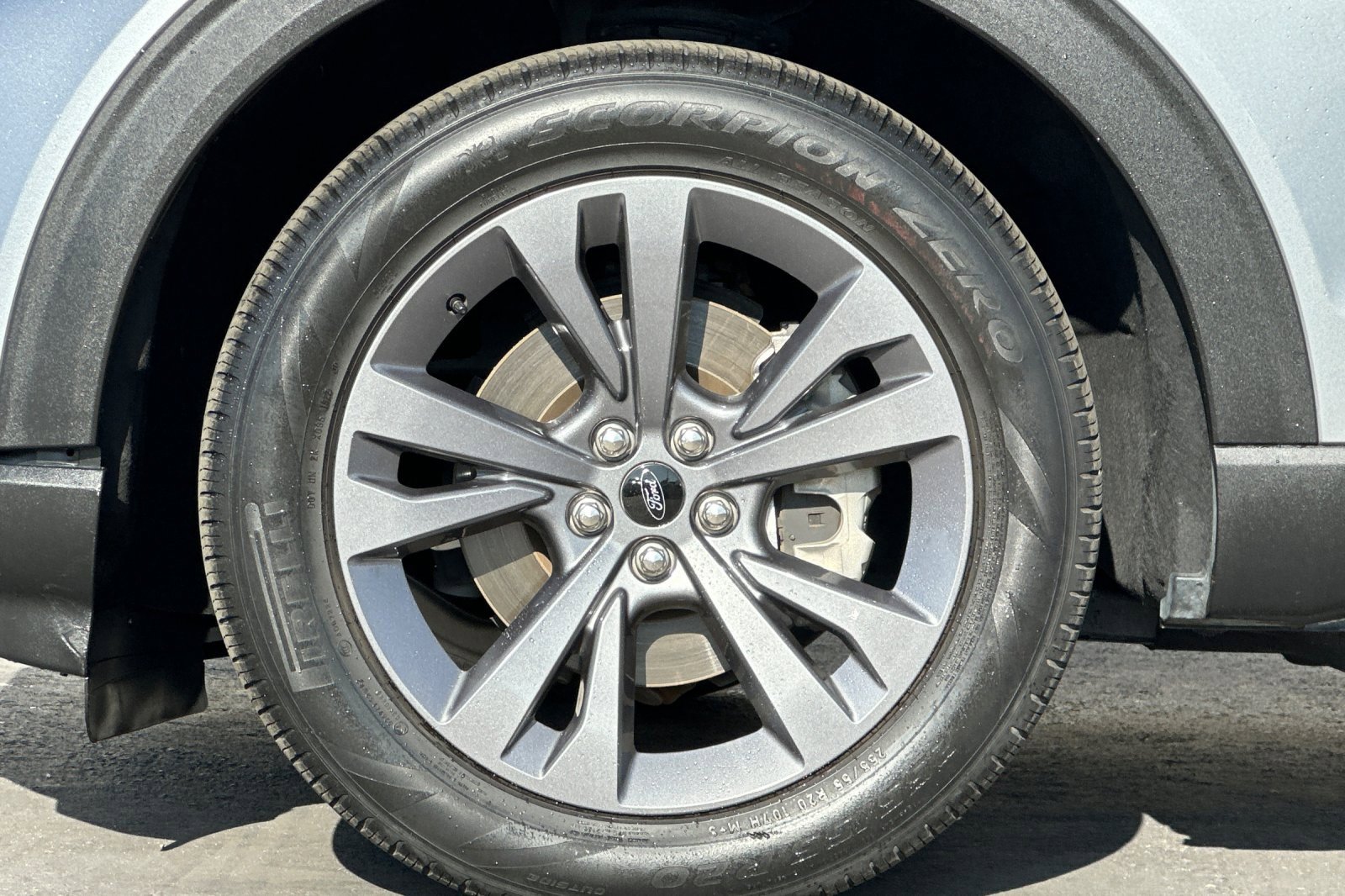 Certified 2022 Ford Explorer XLT w/ Equipment Group 202A image 27