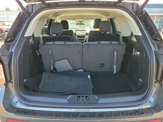 New 2026 Ford Explorer Active image 9