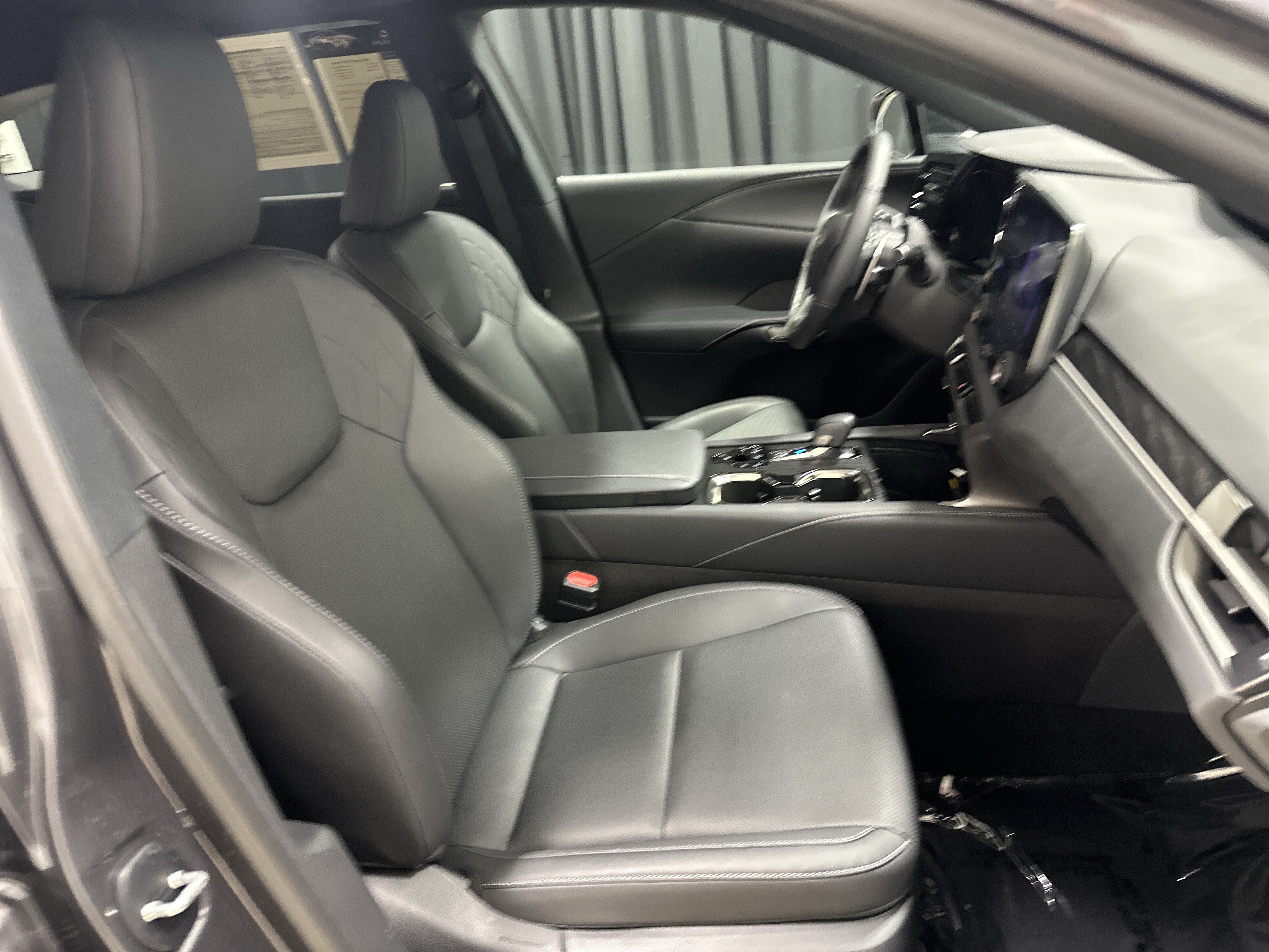 Used 2025 Lexus RX 350 Premium w/ Convenience Package AWD/4WD image 33
