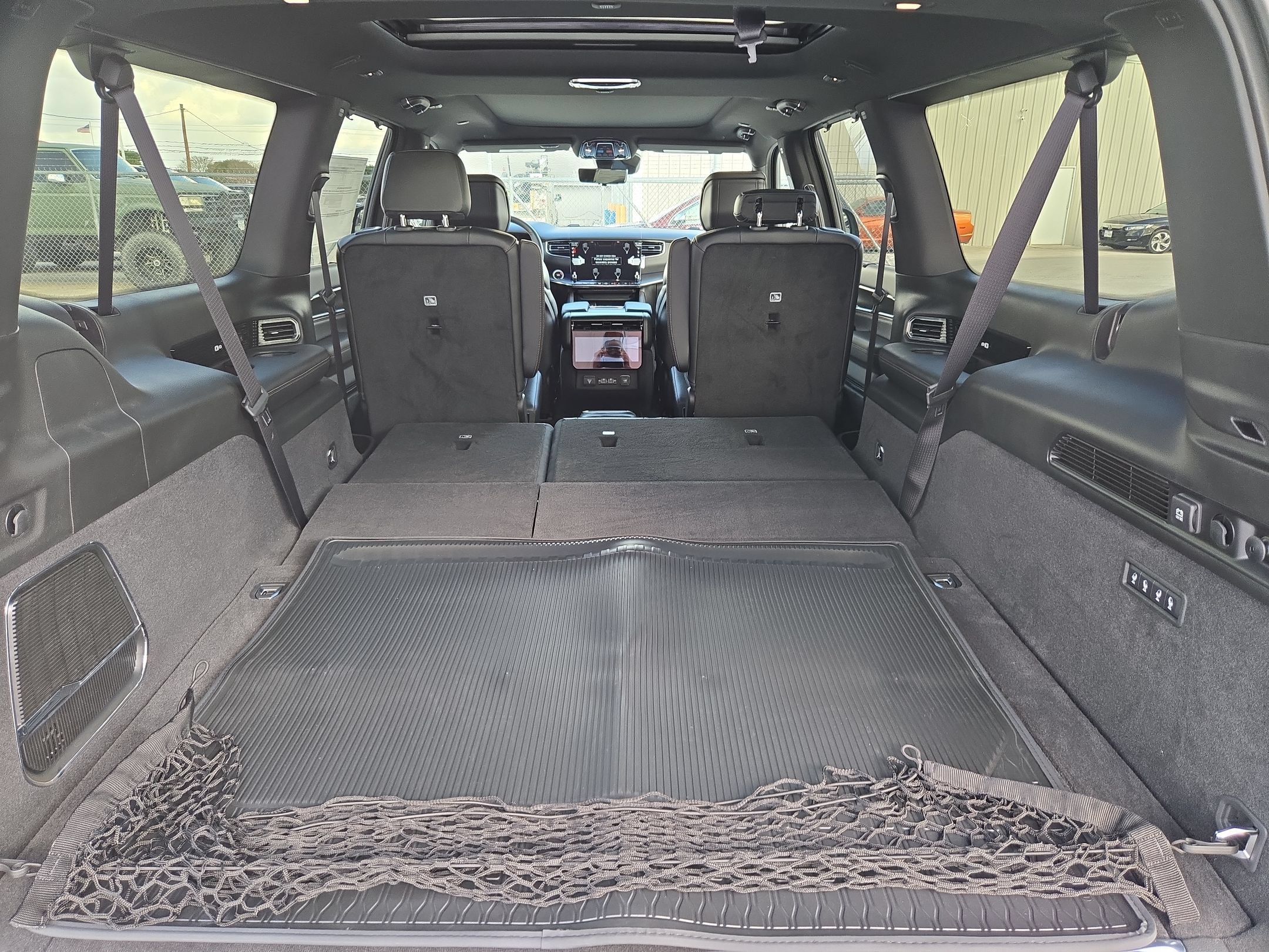 New 2027 Jeep Grand Wagoneer L Summit w/ Premium Group III AWD/4WD image 19