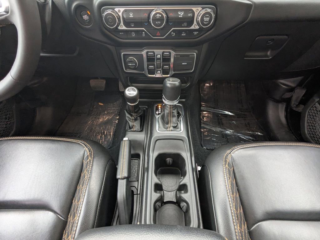 Used 2023 Jeep Gladiator Overland image 19