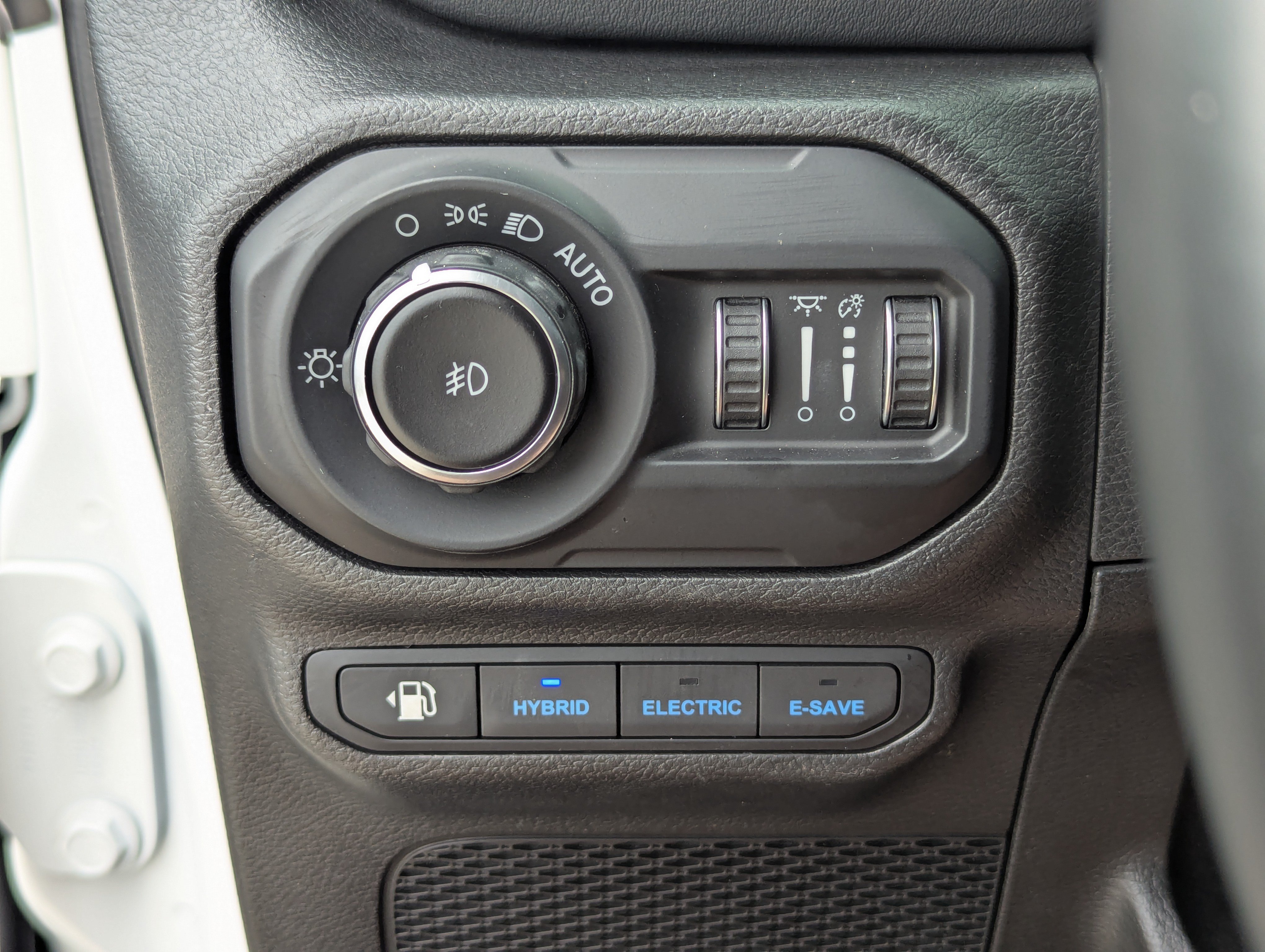 Used 2021 Jeep Wrangler Unlimited Rubicon 4xe w/ Safety Group AWD/4WD image 30