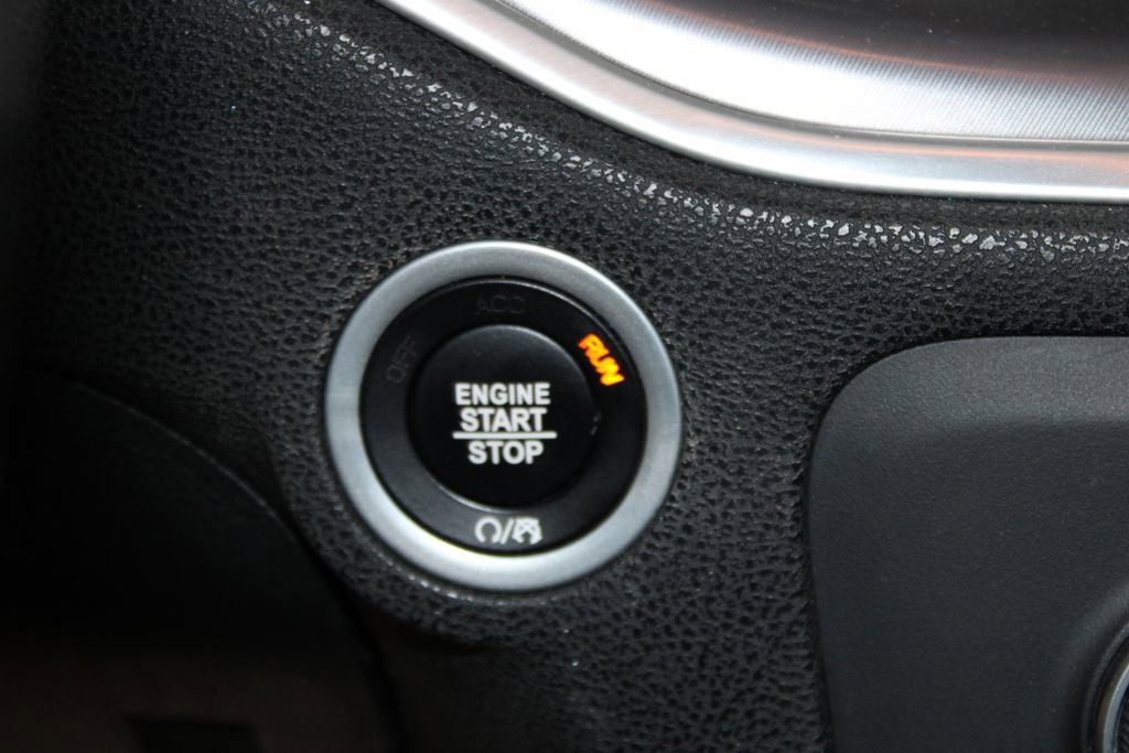 Used 2019 Dodge Charger SXT RWD image 41