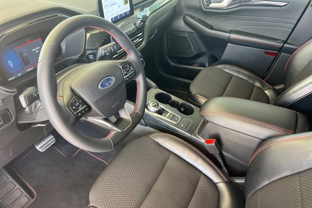 Used 2023 Ford Escape ST-Line w/ Equipment Group 301A FWD image 10