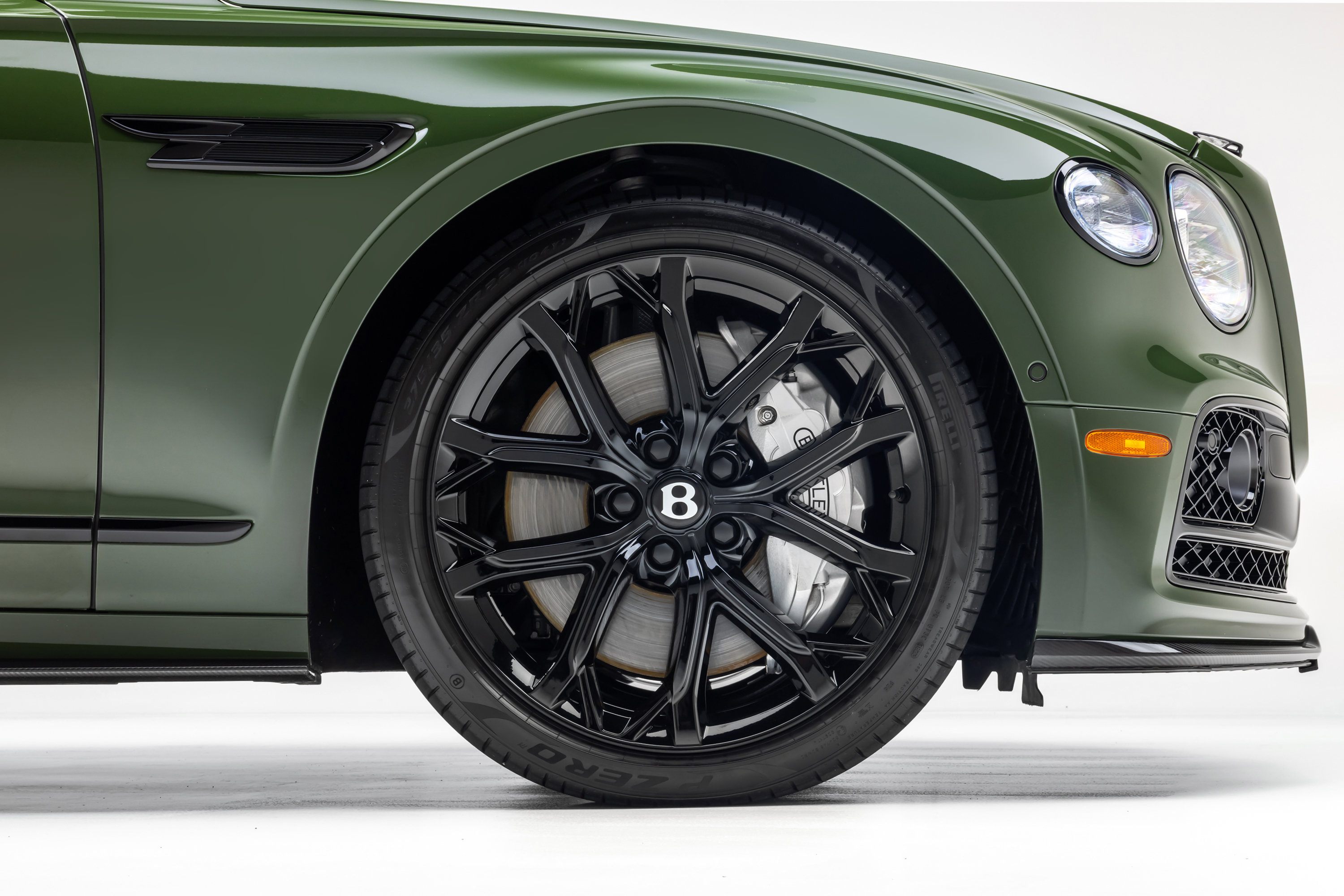 Used 2024 Bentley Flying Spur W12 AWD/4WD image 16