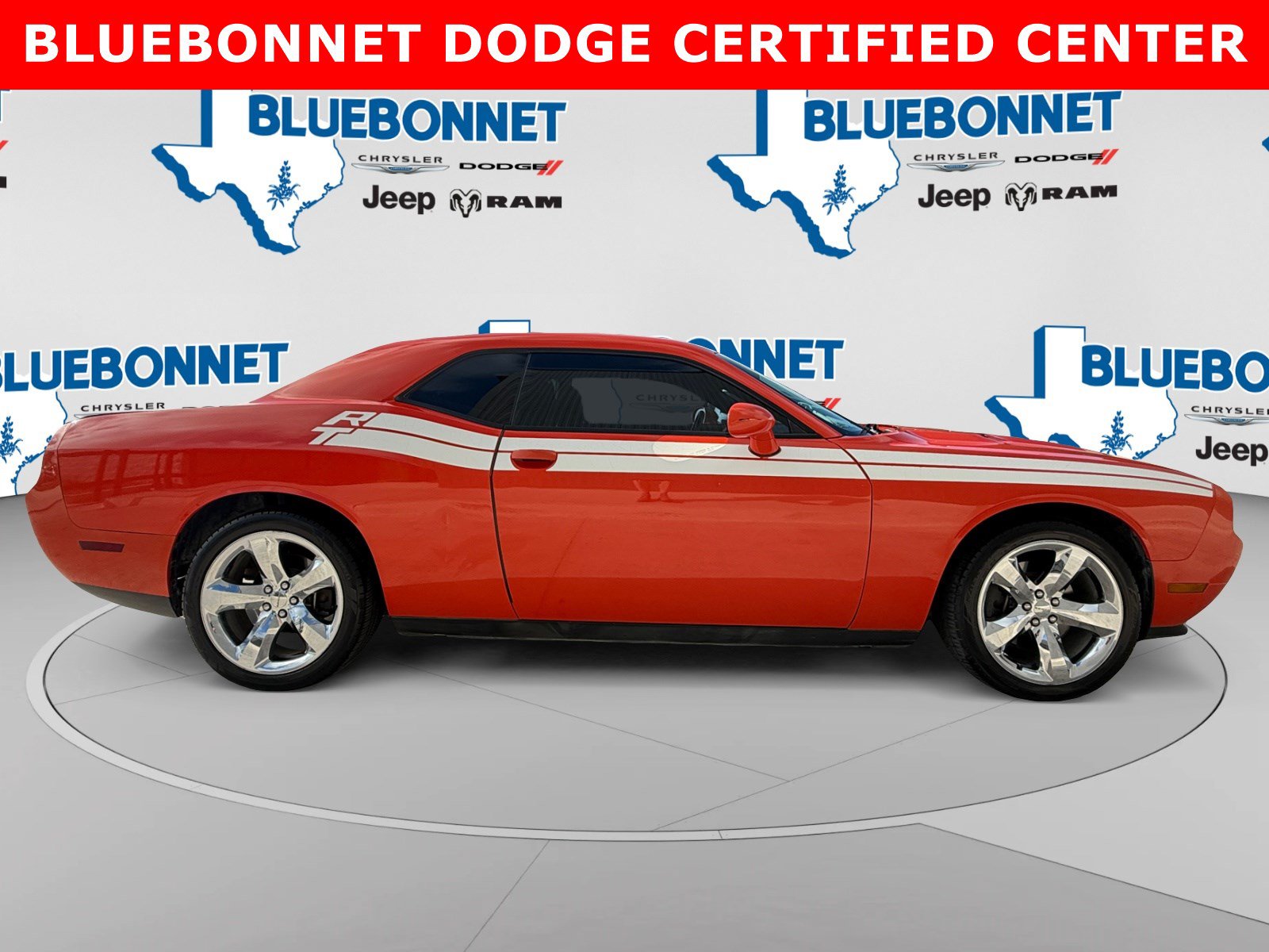 Used 2013 Dodge Challenger R/T RWD image 4