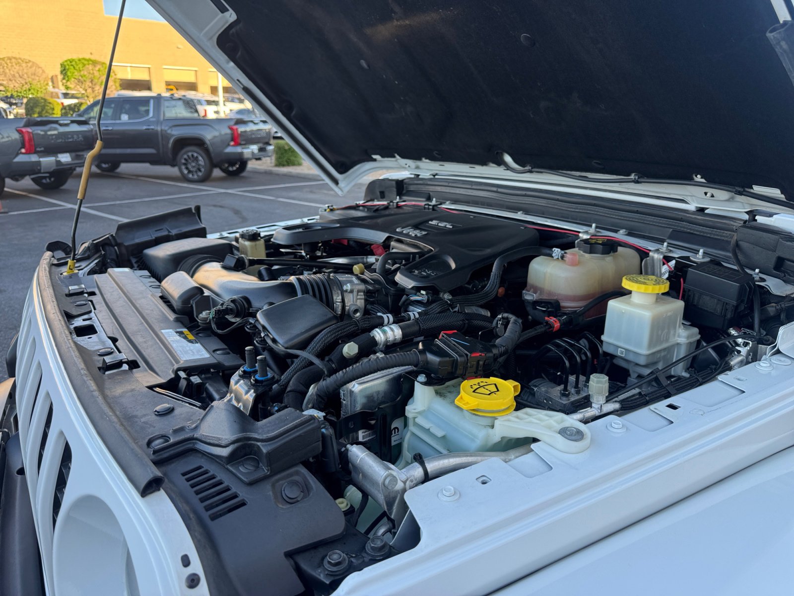 Used 2021 Jeep Gladiator Sport image 22