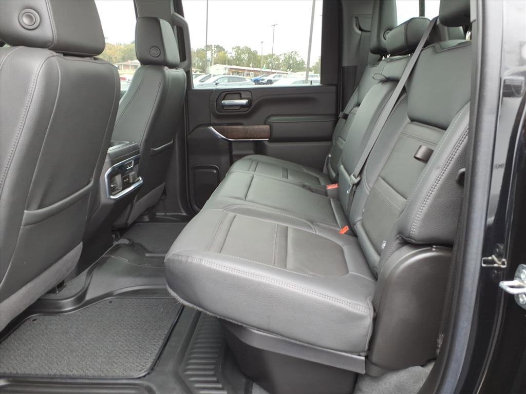 Used 2023 GMC Sierra 2500 Denali w/ Denali Black Diamond Edition image 9