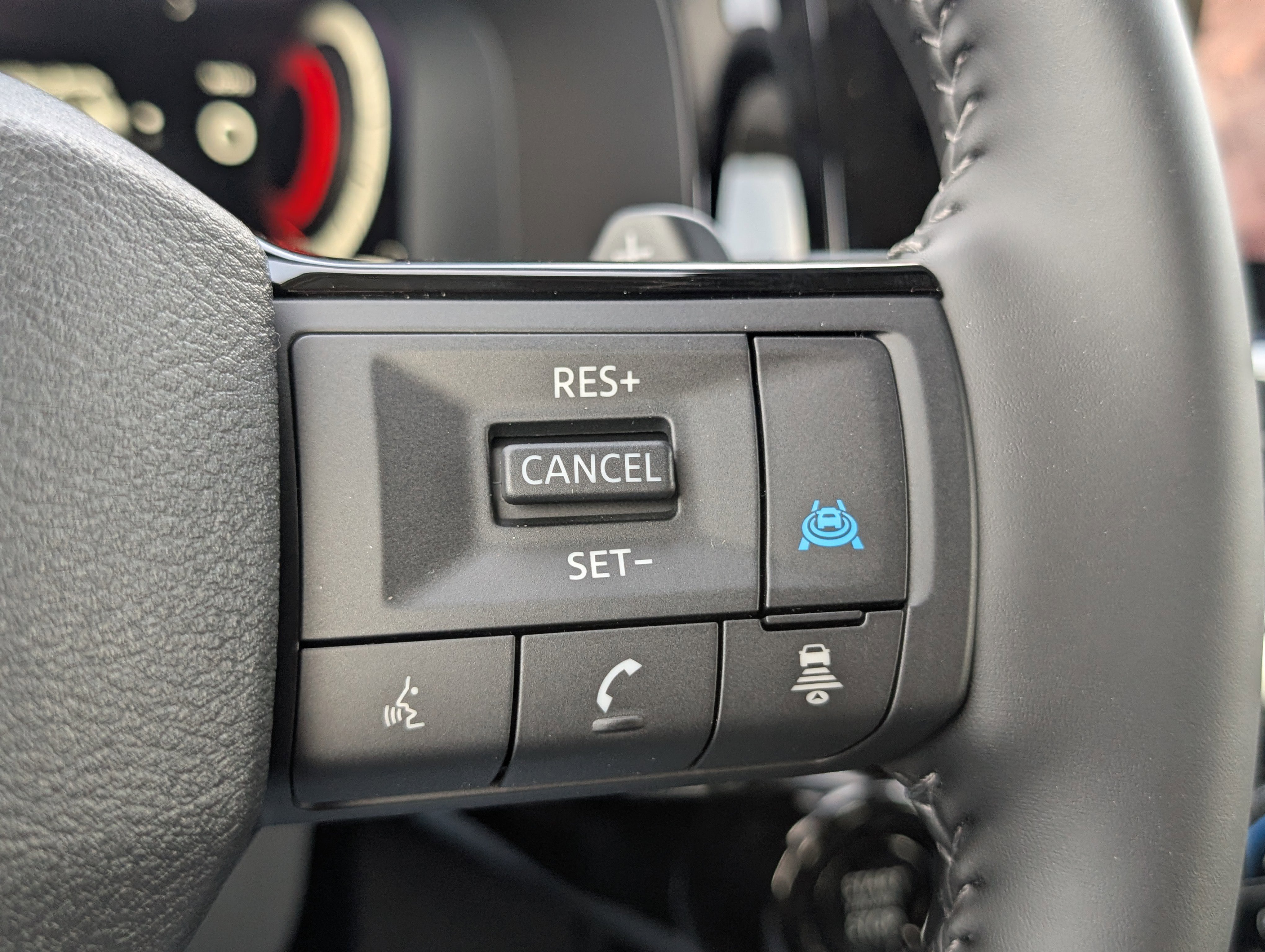 New 2026 Nissan Pathfinder SL AWD/4WD image 15