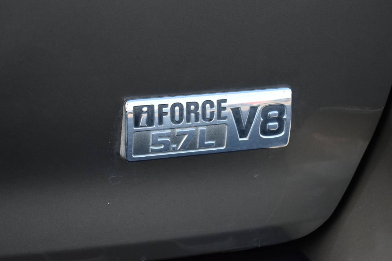 Used 2014 Toyota Sequoia Platinum RWD image 56