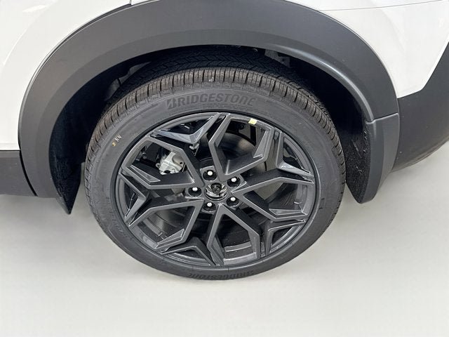 New 2026 Nissan Kicks SR w/ SR Premium Package image 27