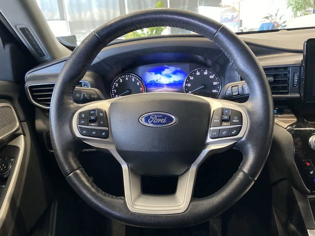 Used 2023 Ford Explorer Limited RWD image 17