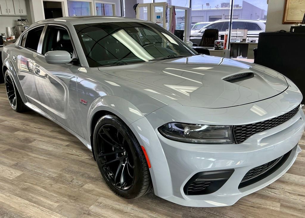 Used 2022 Dodge Charger Scat Pack RWD image 2