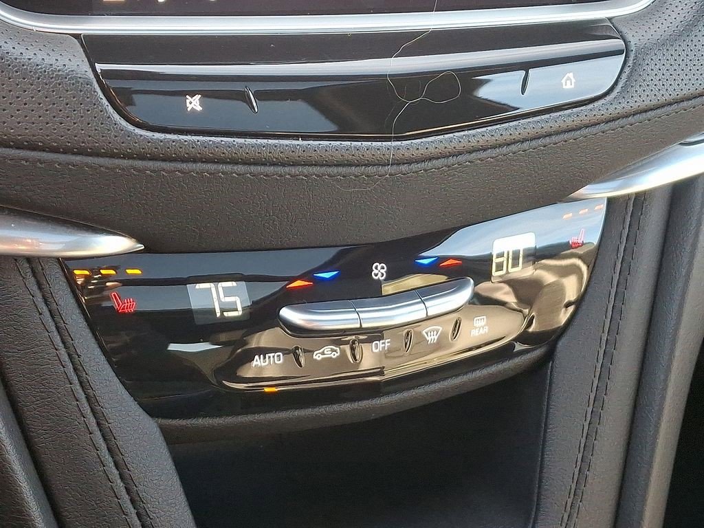 Certified 2024 Cadillac XT5 Premium Luxury w/ LPO, Floor Liner Package image 21