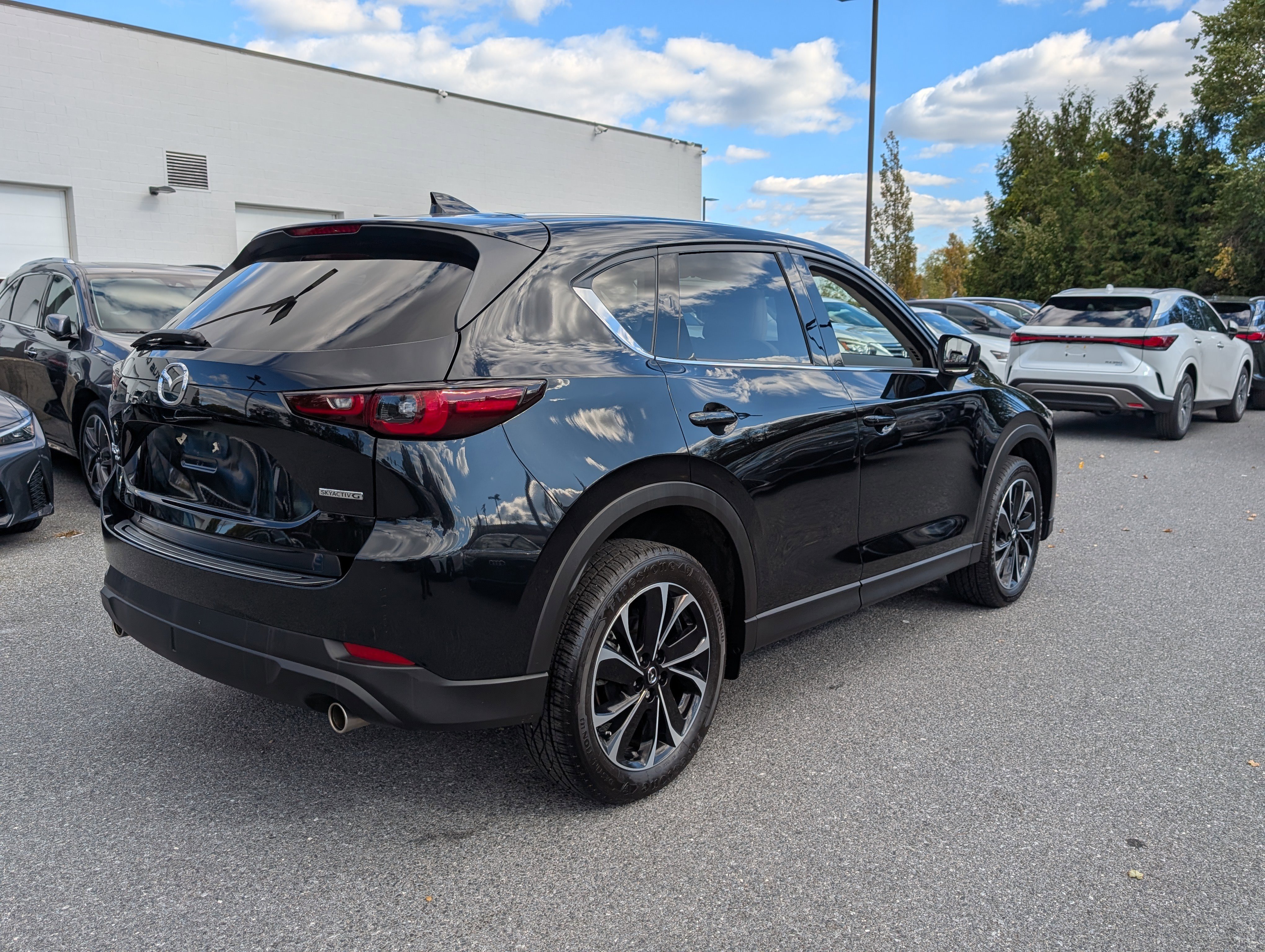 Used 2022 MAZDA CX-5 AWD 2.5 S w/ Premium Plus Pkg image 3