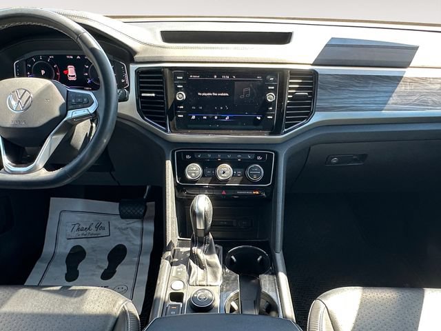 Used 2022 Volkswagen Atlas Cross Sport SE w/ Black Wheel Package AWD/4WD image 13