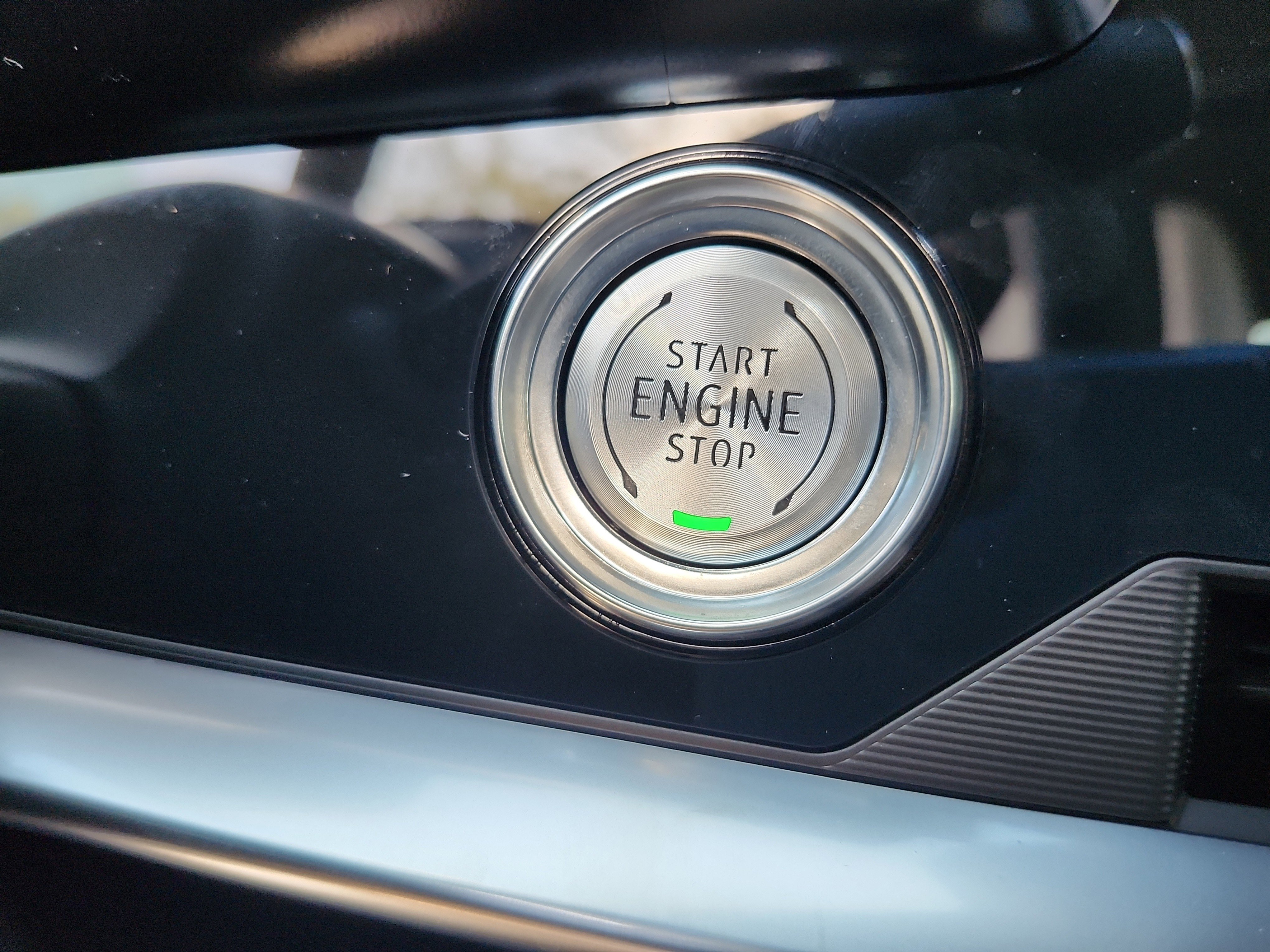 Used 2025 Chevrolet Corvette Stingray Preferred Cpe w/ 2LT image 29