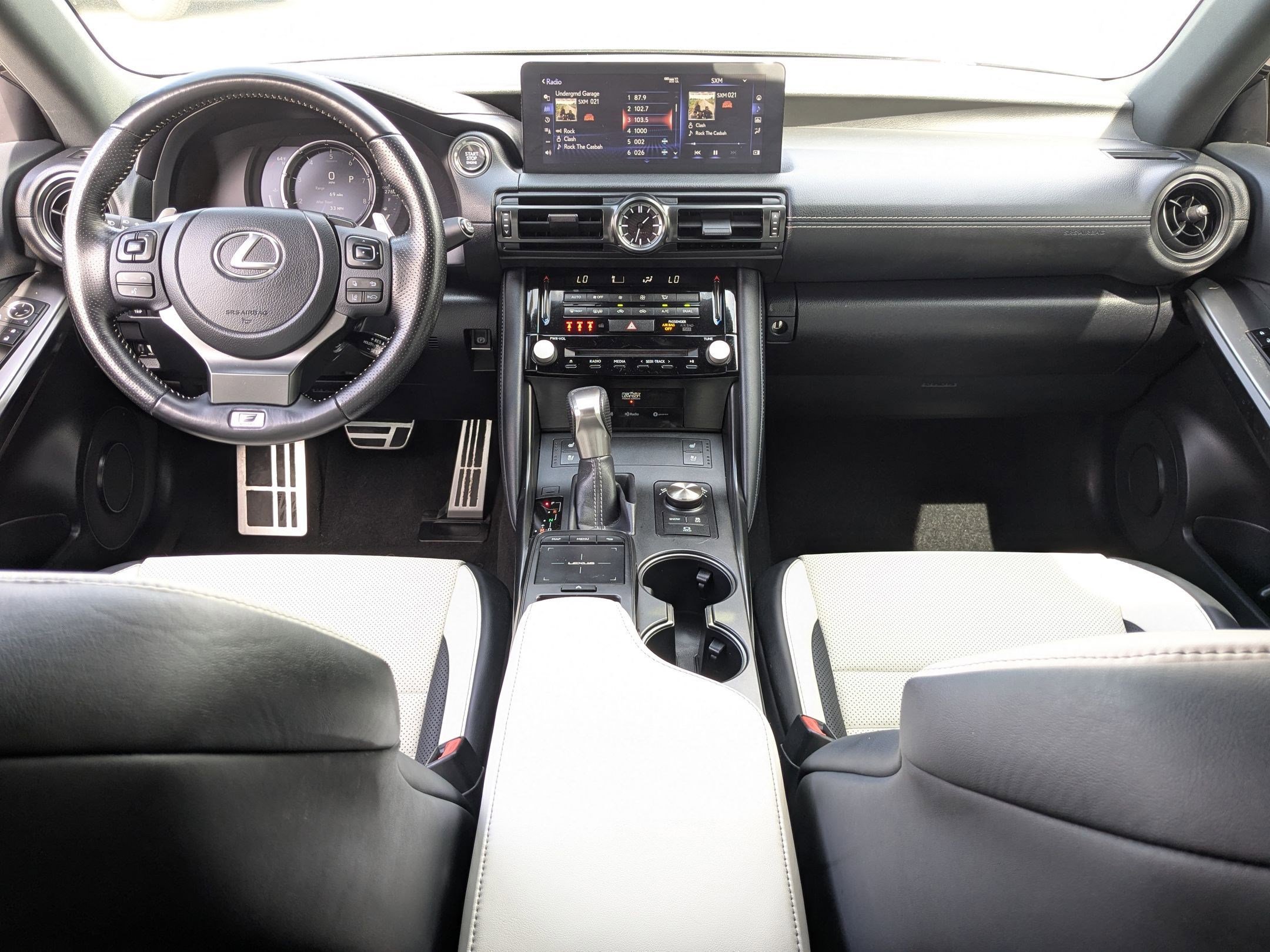 Used 2023 Lexus IS 500 w/ Accessory Package image 31