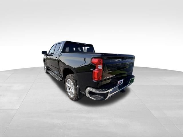 Used 2022 Chevrolet Silverado 1500 LTZ AWD/4WD image 4