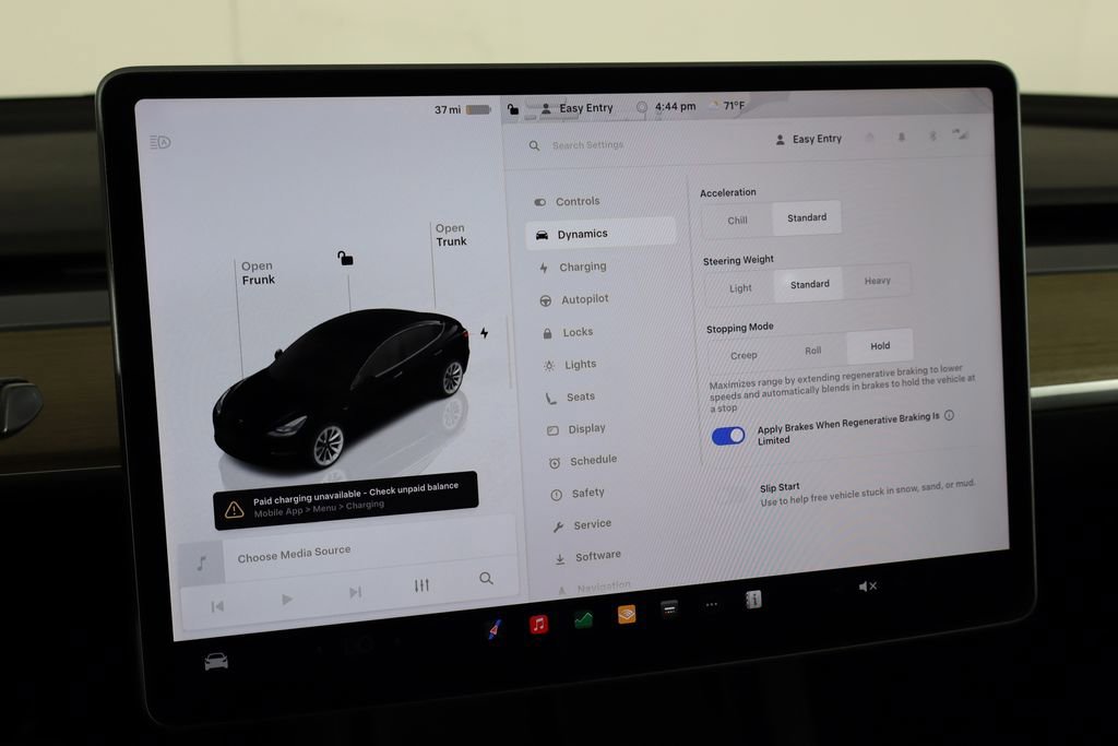 Used 2023 Tesla Model 3 Standard Range image 28