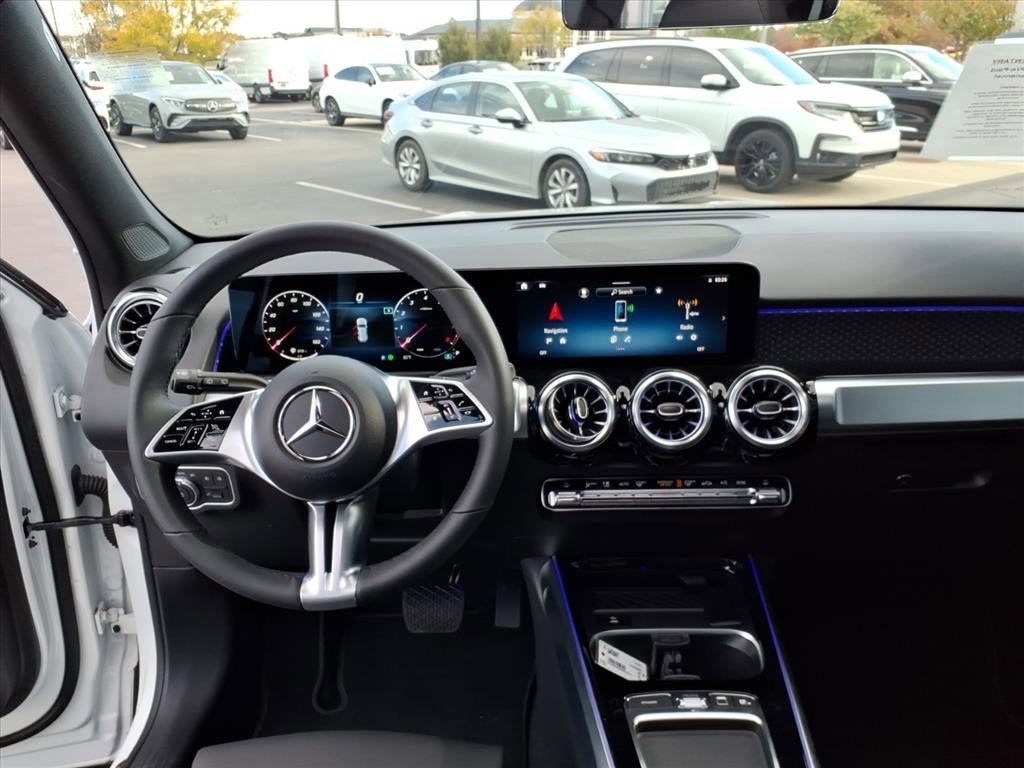 New 2025 Mercedes-Benz GLB 250 4MATIC image 17