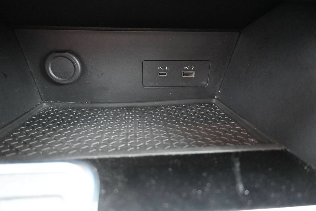 Used 2025 Nissan Pathfinder SV FWD image 27