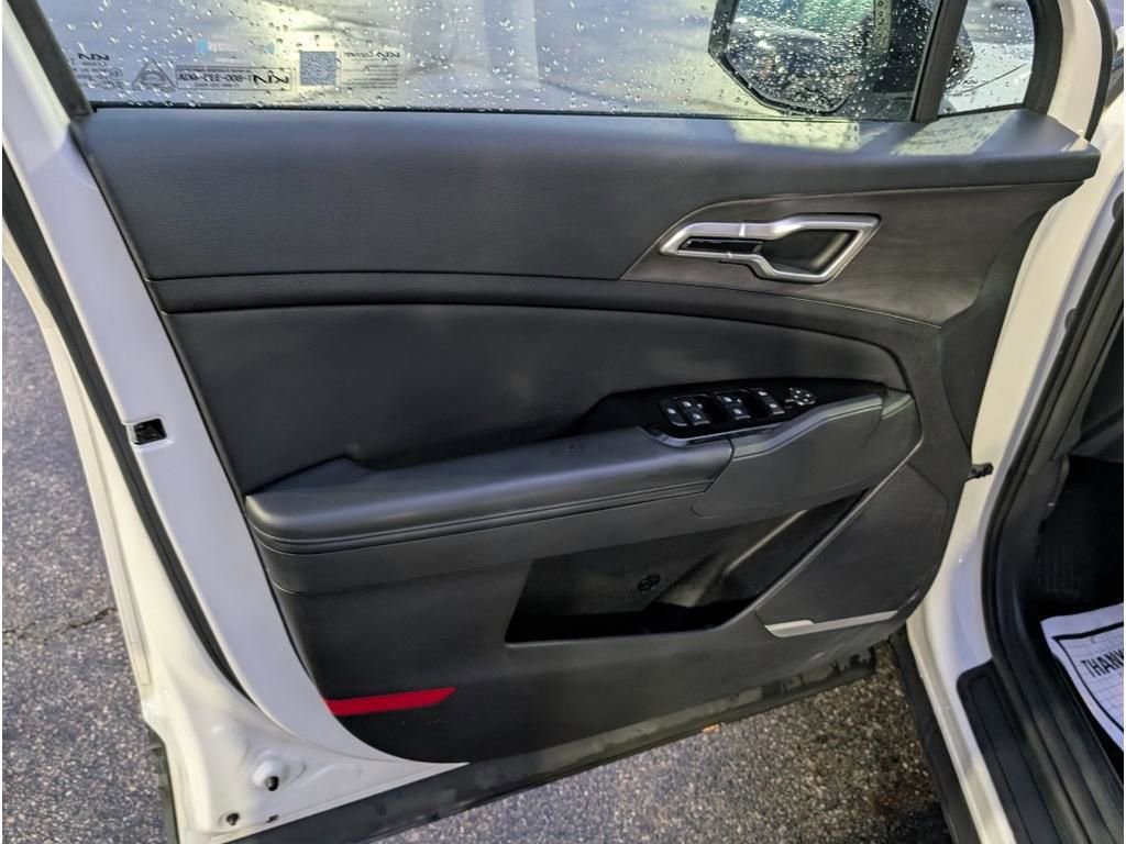 Used 2023 Kia Sportage X-Line image 15