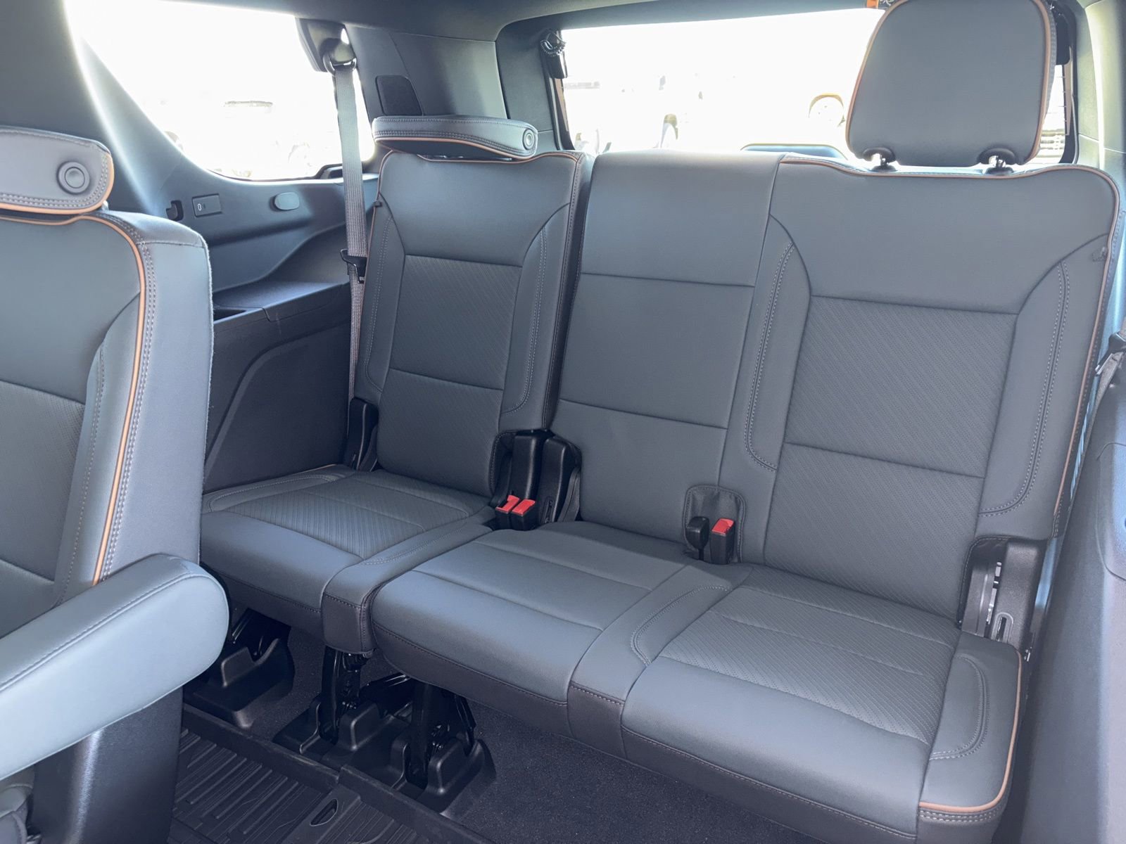 New 2026 GMC Yukon AT4 w/ AT4 Premium Plus Package image 16