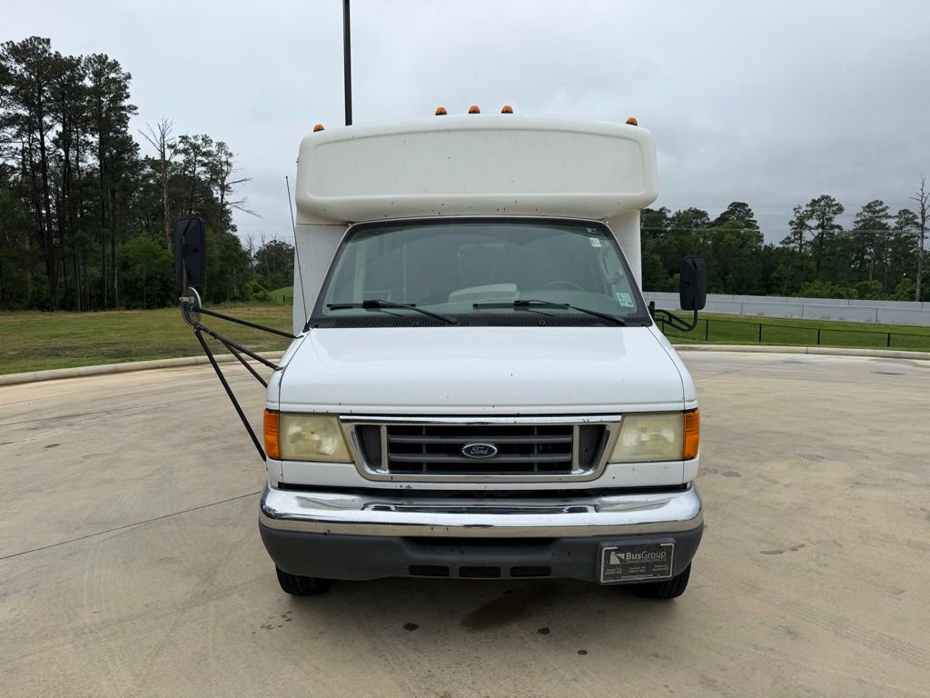 Used 2006 Ford E-450 and Econoline 450 RWD image 8