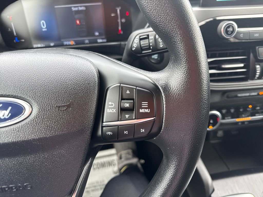 Used 2025 Ford Escape Active image 27
