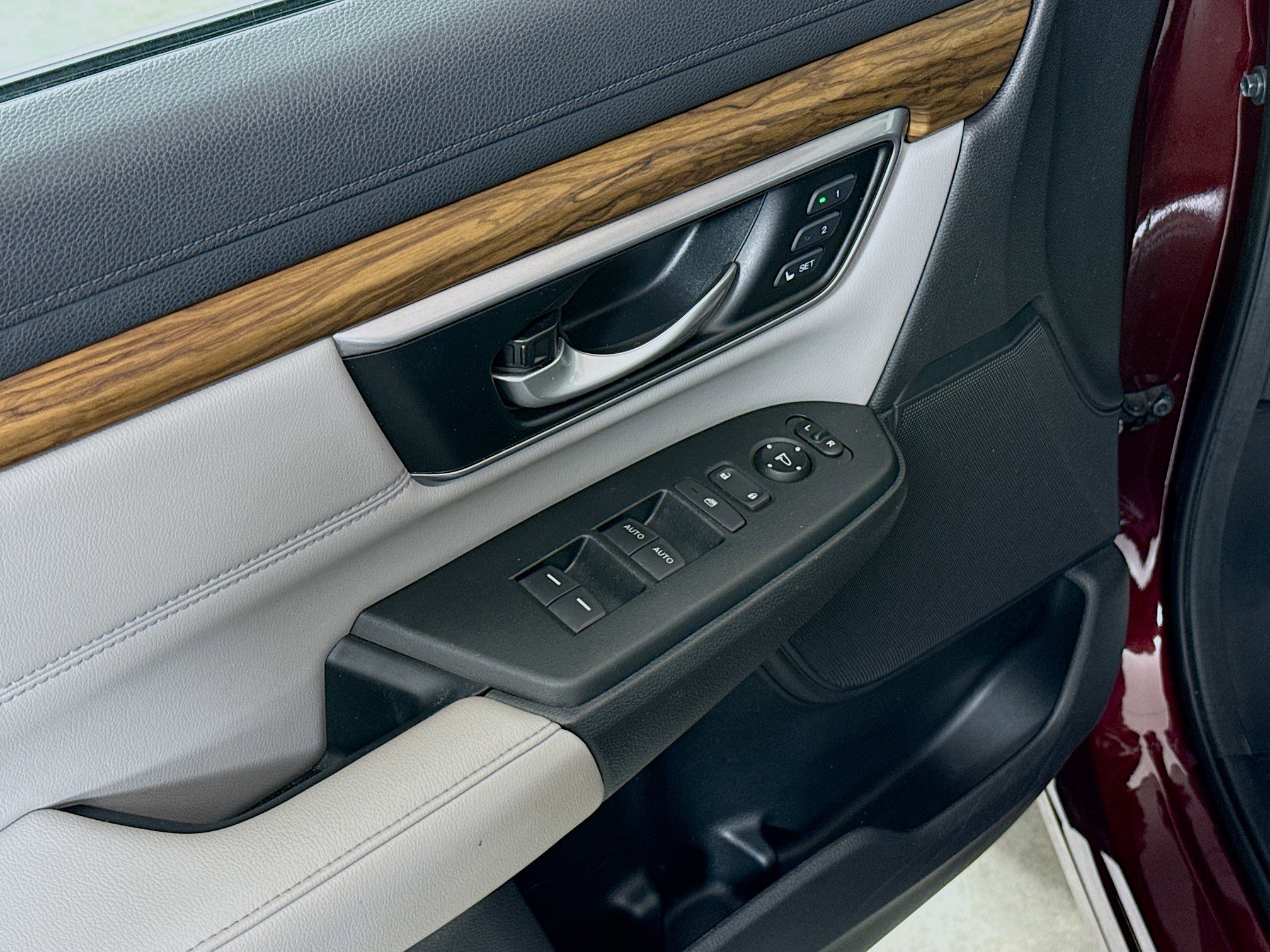 Used 2018 Honda CR-V EX-L image 19