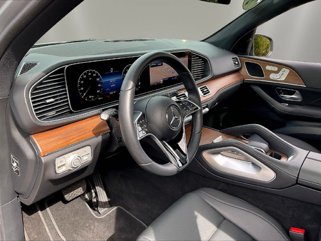Certified 2025 Mercedes-Benz GLE 350 4MATIC image 19