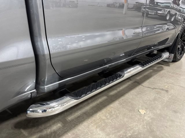 Used 2022 Chevrolet Silverado 1500 LT AWD/4WD image 12