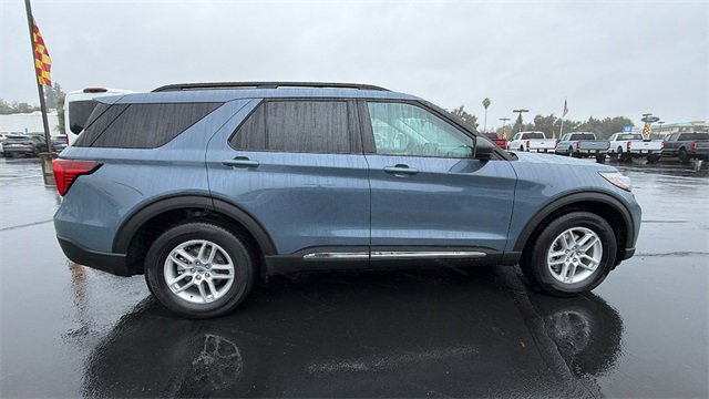 New 2025 Ford Explorer Active image 3