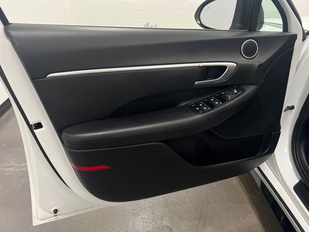 Used 2021 Hyundai Sonata SEL w/ Convenience Package FWD image 12