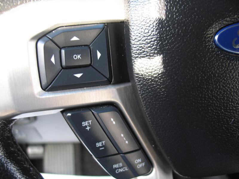 Used 2016 Ford F150 Platinum w/ Equipment Group 701A Luxury image 29