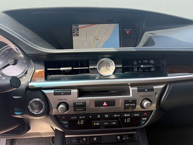 Used 2017 Lexus ES 350 w/ Navigation System Package FWD image 12