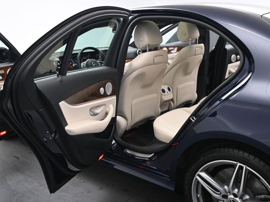 Used 2019 Mercedes-Benz E 450 4MATIC Sedan image 17