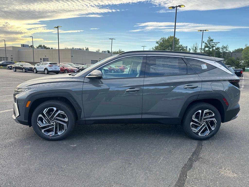 New 2026 Hyundai Tucson Limited w/ Tow & Go Package AWD/4WD image 3