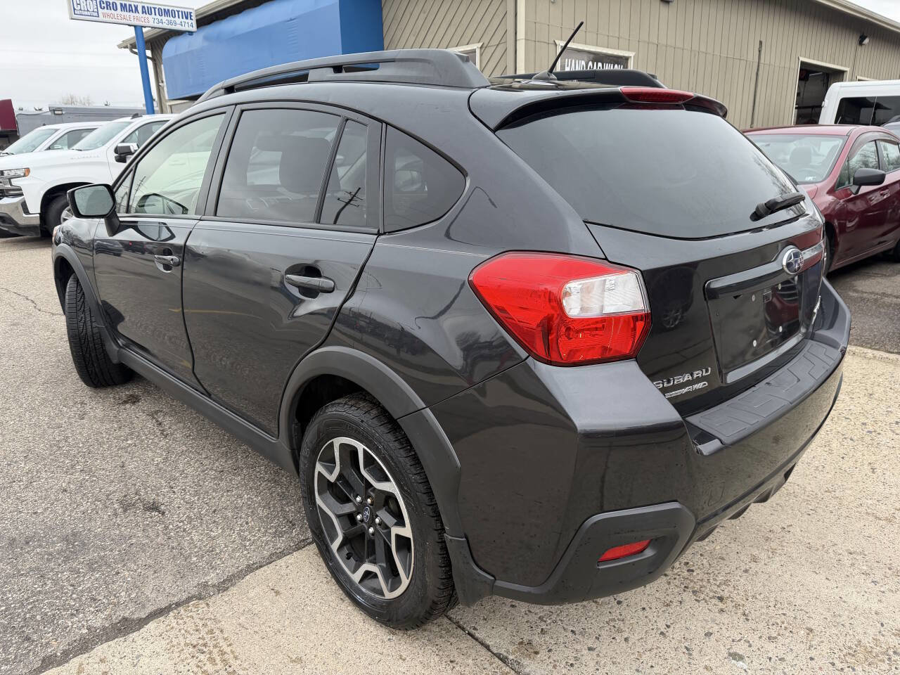 Used 2016 Subaru Crosstrek 2.0i Premium w/ Moonroof Package AWD/4WD image 7