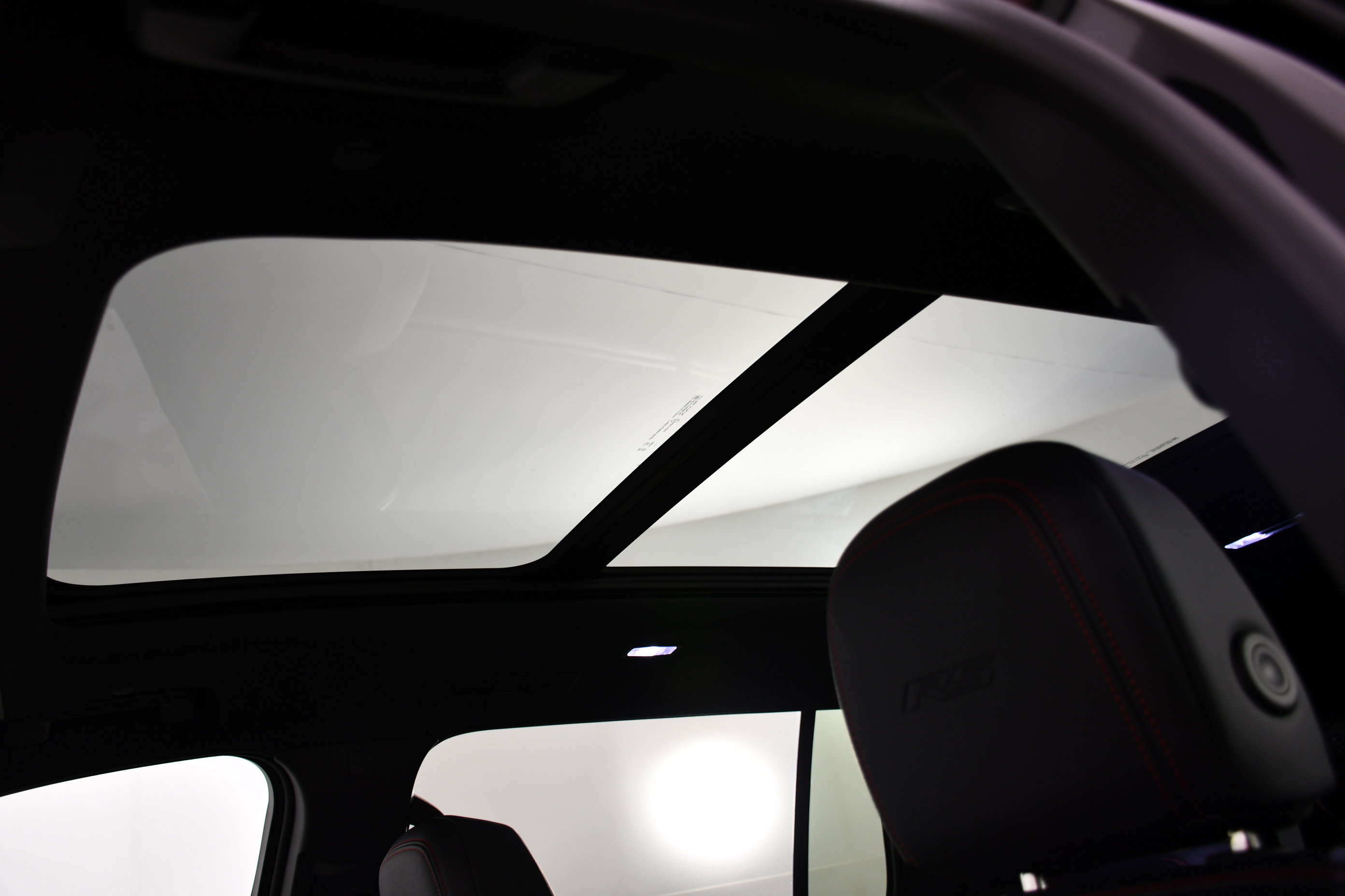 Used 2026 Chevrolet Traverse RS image 23