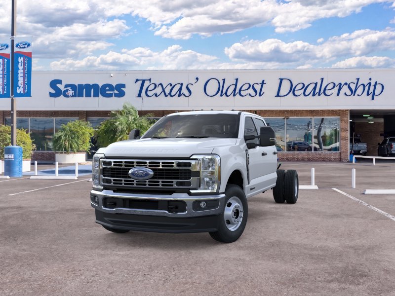 New 2026 Ford F350 XL w/ XL Chrome Package AWD/4WD image 2