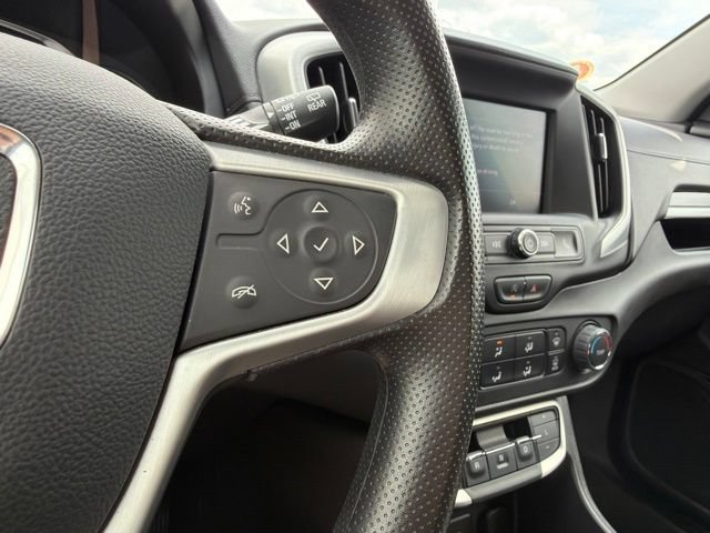 Used 2024 GMC Terrain SLE FWD image 36