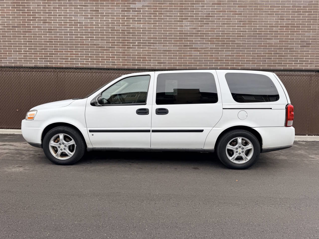 Used 2008 Chevrolet Uplander LS w/ Climate Package image 11