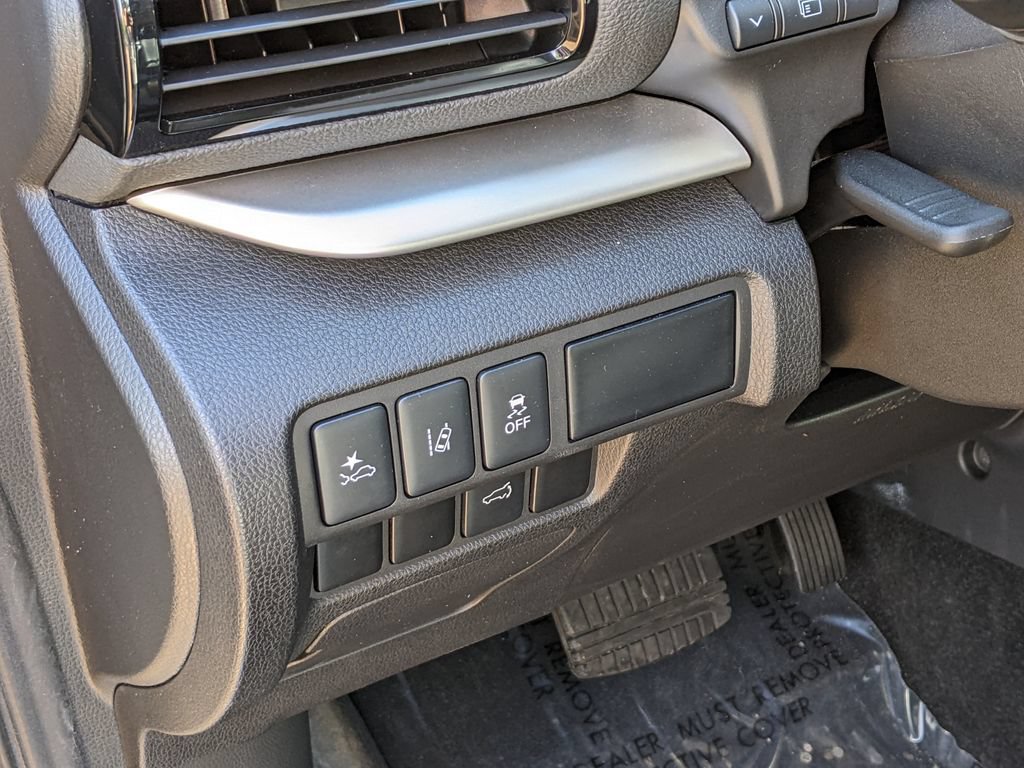 Used 2025 Mitsubishi Eclipse Cross SE AWD/4WD image 11