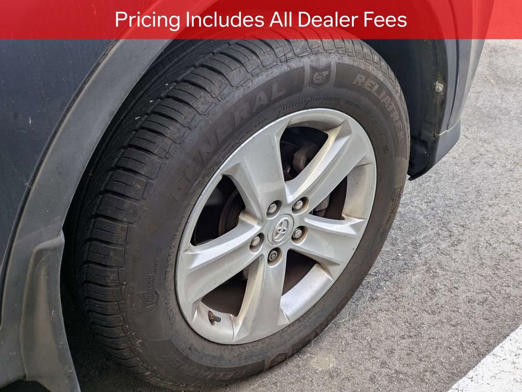 Used 2014 Toyota RAV4 XLE AWD/4WD image 9