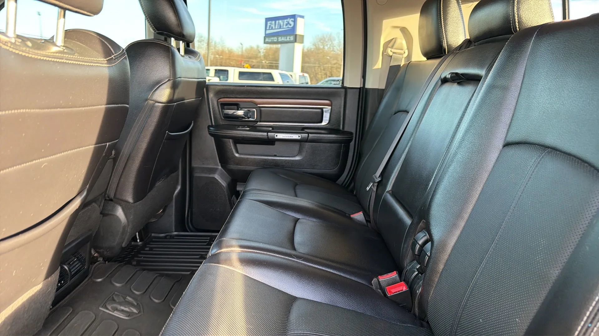 Used 2018 RAM 3500 Laramie image 49