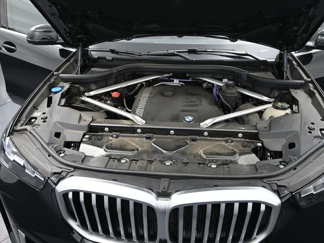 Used 2025 BMW X5 xDrive40i image 18