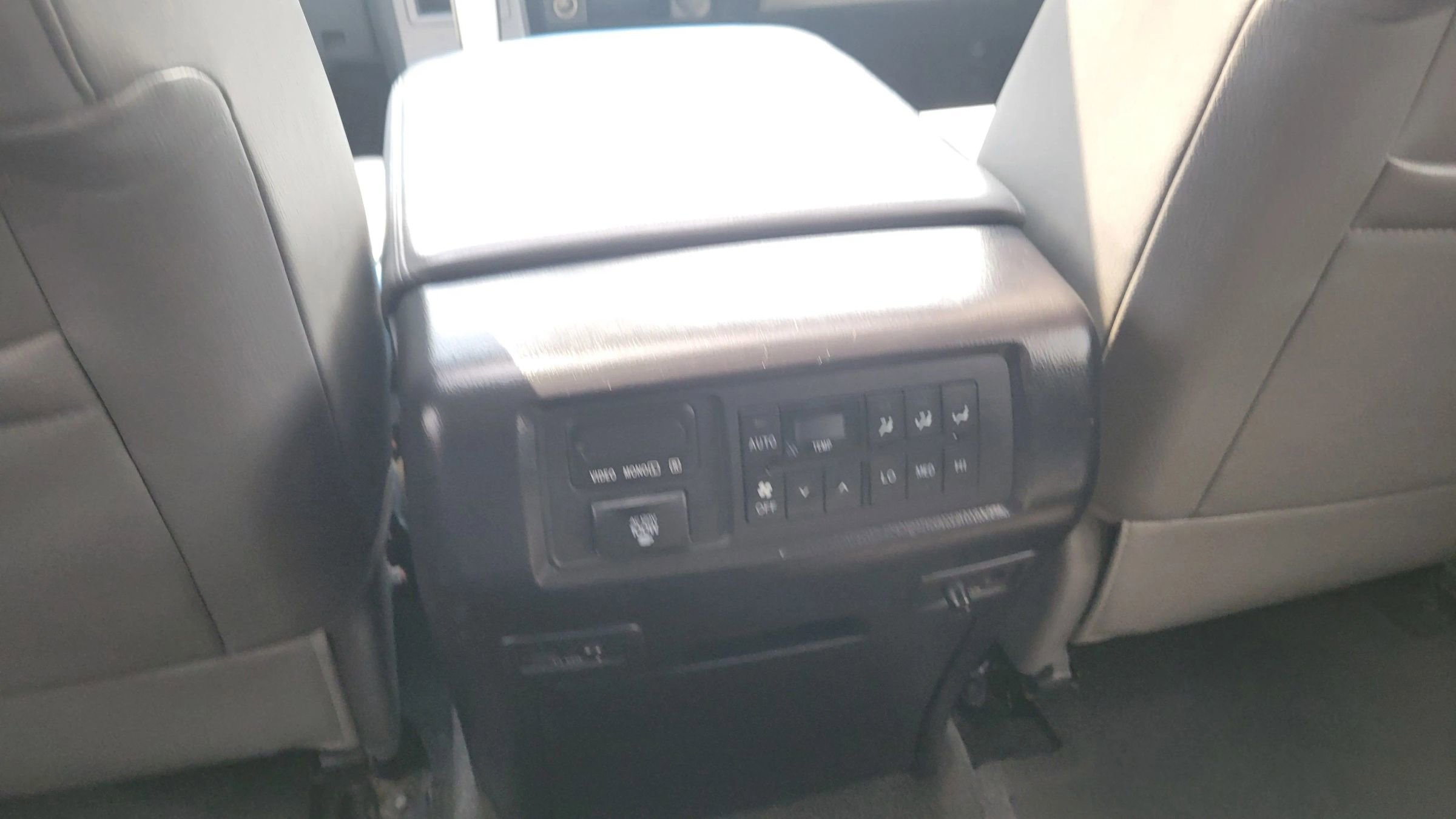 Used 2015 Toyota Sequoia Limited image 14